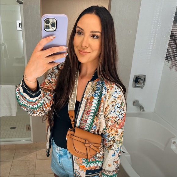 alyalyambrose